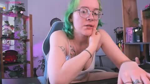 Snapshot of pumbazaebumba chatting on March 10, 8:04 am Alisa lack of vitamin D online show from March 10, 8:04 am