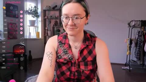 Snapshot of pumbazaebumba chatting on October 4, 6:33 am Alisa lack of vitamin D online show from October 4, 6:33 am