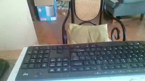 Snapshot of pup_y chatting on September 9, 8:25 am pup_y online show from September 9, 8:25 am