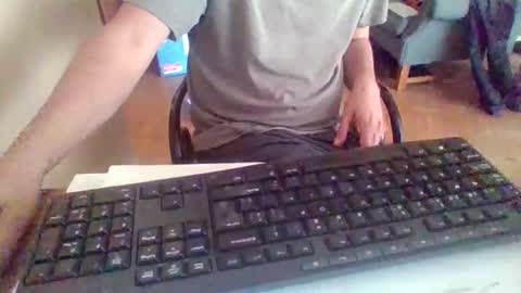 Snapshot of pup_y chatting on September 15, 9:20 am pup_y online show from September 15, 9:20 am