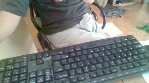 Snapshot of pup_y chatting on September 23, 9:23 am pup_y online show from September 23, 9:23 am