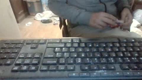 Snapshot of pup_y chatting on October 28, 6:06 am pup_y online show from October 28, 6:06 am