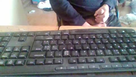 Snapshot of pup_y chatting on November 7, 9:31 am pup_y online show from November 7, 9:31 am