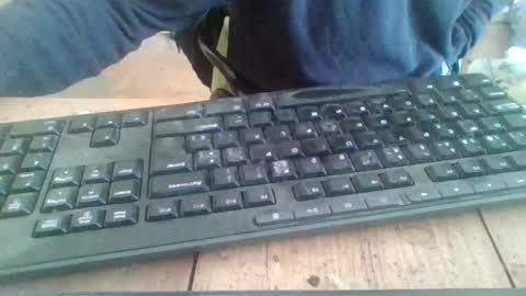 Snapshot of pup_y chatting on November 8, 9:09 am pup_y online show from November 8, 9:09 am