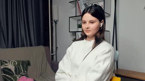 puremelody online show from October 6, 9:45 pm