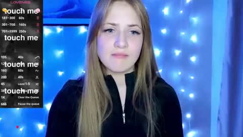 Alicia online show from February 2, 7:14 pm