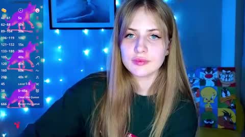 Alicia online show from March 2, 5:14 pm