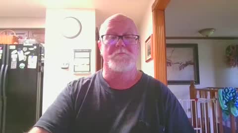 Snapshot of pussylover1365 chatting on October 7, 9:23 pm pussylover1365 online show from October 7, 9:23 pm