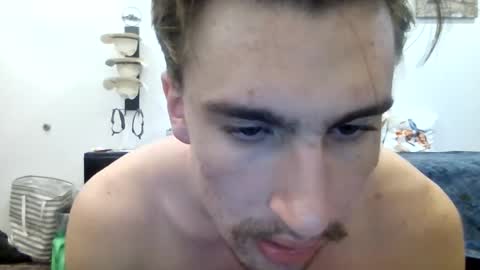 pussylover456782 online show from September 26, 8:35 pm