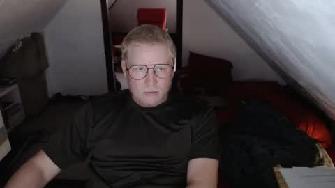 pussylovercb online show from September 17, 11:23 am