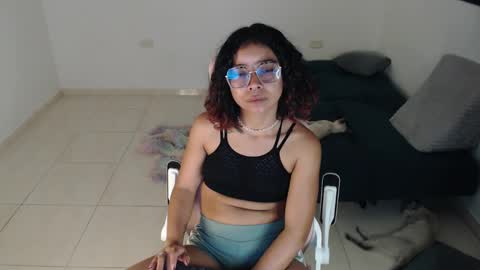 Snapshot of putakusan chatting on December 21, 6:30 am Izumi online show from December 21, 6:30 am