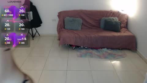 Snapshot of putakusan chatting on October 6, 2:42 am Izumi online show from October 6, 2:42 am