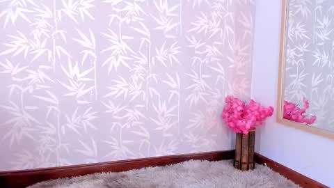 qadeshh  online show from October 26, 10:58 pm