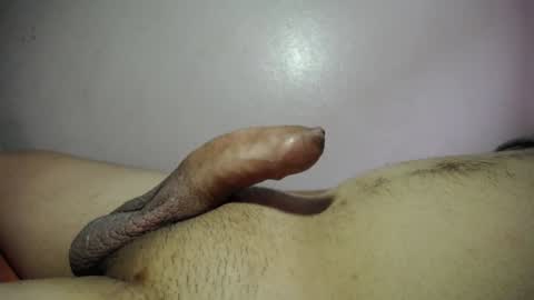 Snapshot of qqqwer21 chatting on December 17, 7:04 pm qqqwer21 online show from December 17, 7:04 pm