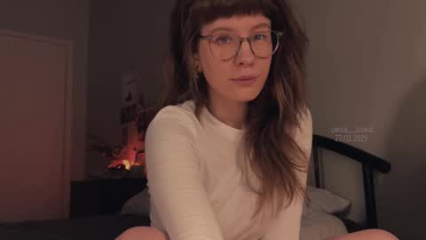    online show from February 27, 3:05 pm