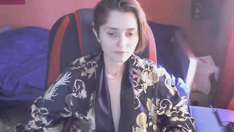 Lola online show from March 12, 8:30 am