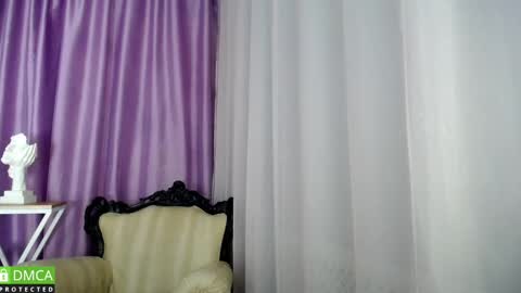 Snapshot of queen_a_n_i chatting on January 27, 11:00 am A N I Ill be here on December 1st online show from January 27, 11:00 am