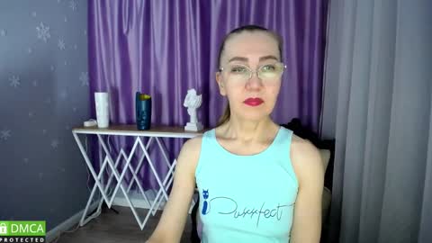 Snapshot of queen_a_n_i chatting on February 1, 12:05 pm A N I Ill be here on December 1st online show from February 1, 12:05 pm