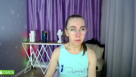 Snapshot of queen_a_n_i chatting on February 15, 8:22 am A N I Ill be here on December 1st online show from February 15, 8:22 am