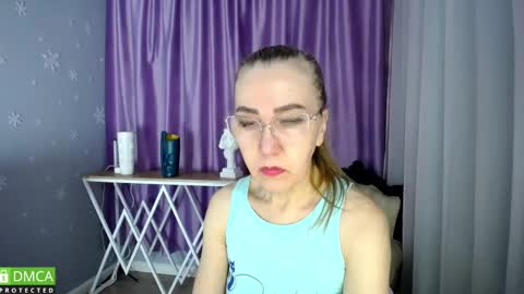 Snapshot of queen_a_n_i chatting on February 15, 2:33 pm A N I Ill be here on December 1st online show from February 15, 2:33 pm