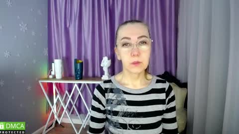 Snapshot of queen_a_n_i chatting on February 23, 2:40 am A N I Ill be here on December 1st online show from February 23, 2:40 am