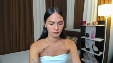 Queen Dyosa online show from November 10, 6:01 am