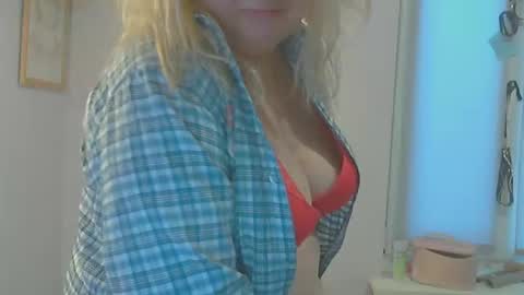 queen_jane8 online show from February 15, 12:43 pm