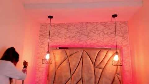   online show from February 13, 9:49 pm