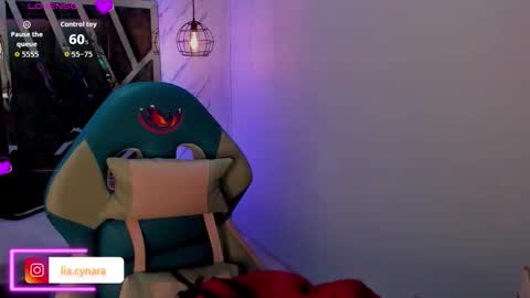   online show from September 21, 12:07 pm