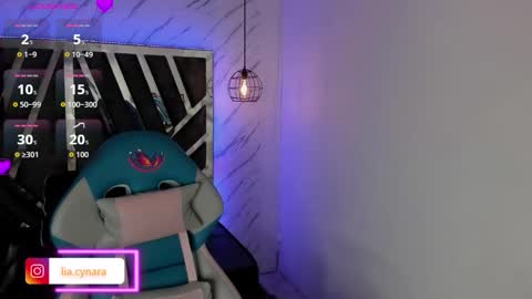   online show from September 26, 11:14 am