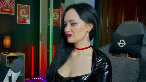 Your world and the universe Aliss online show from November 1, 2:57 am