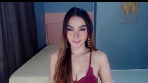 queenemeraldts online show from October 15, 2:33 am