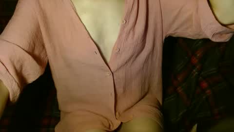 queenoftenderness online show from December 24, 8:49 pm