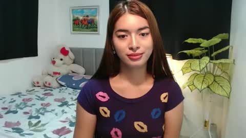 QueenPinay69 online show from September 12, 3:01 pm
