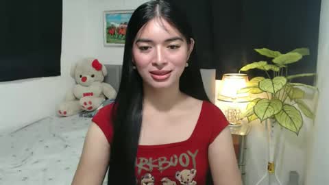 QueenPinay69 online show from October 14, 7:47 pm