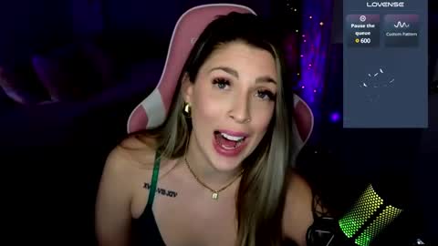 queenx_lexy online show from December 15, 11:53 pm