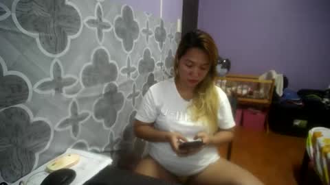 quelly40 online show from September 18, 5:04 pm