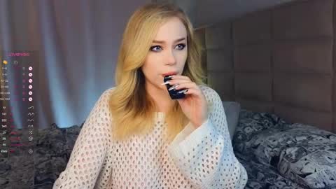 Teri  My favorite vibes 77 101 222 666 online show from February 14, 11:42 am