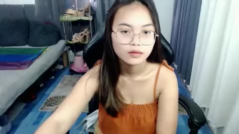 Quinne online show from September 15, 4:34 am