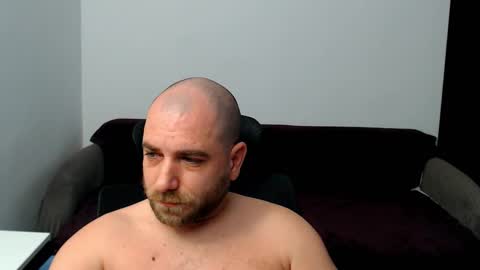 R0bila online show from September 24, 10:35 pm