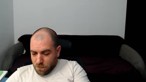 R0bila online show from October 28, 12:25 am