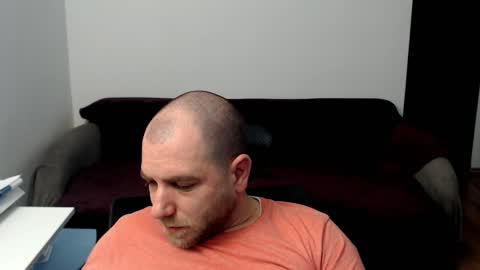 R0bila online show from December 19, 11:45 pm