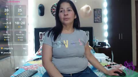 Snapshot of rachel_111 chatting on January 29, 10:43 pm Rachel online show from January 29, 10:43 pm