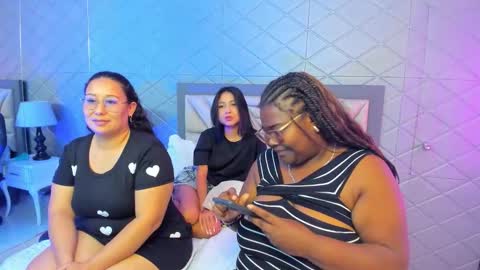 Rachell online show from December 15, 1:10 am