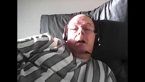 Snapshot of rader50 chatting on November 1, 9:00 am rader50 online show from November 1, 9:00 am