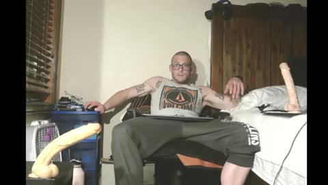 Lauren online show from December 14, 8:56 am