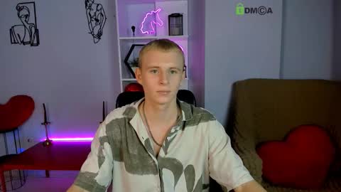 Snapshot of rafael_bien chatting on November 29, 2:31 pm rafael online show from November 29, 2:31 pm