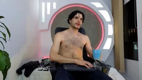 R A F A E L online show from November 18, 11:59 pm