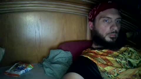 Snapshot of raidersman757 chatting on October 30, 5:09 am hitman online show from October 30, 5:09 am