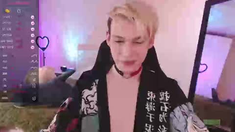 Snapshot of rainbow__salt chatting on December 6, 10:27 am Mike online show from December 6, 10:27 am